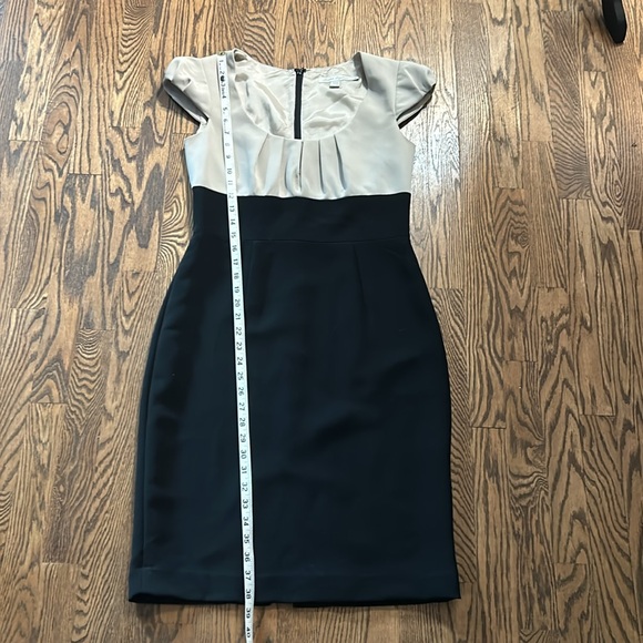 Dress - Picture 3 of 5